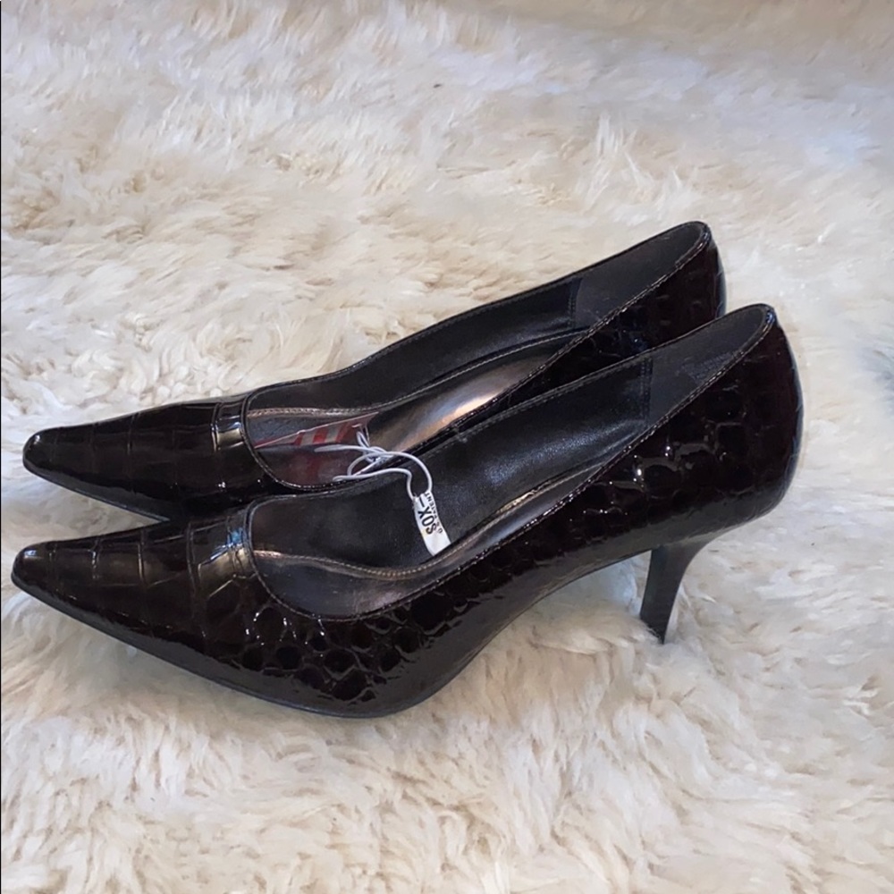 Merona Brown Patent Animal Skin Pump - Picture 3 of 8